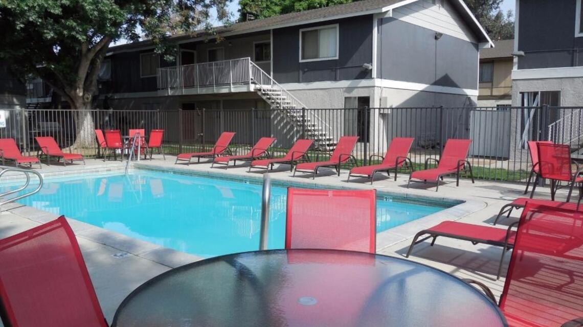Cedar Creek Apartments in southeast Fresno sold for $6.15 million