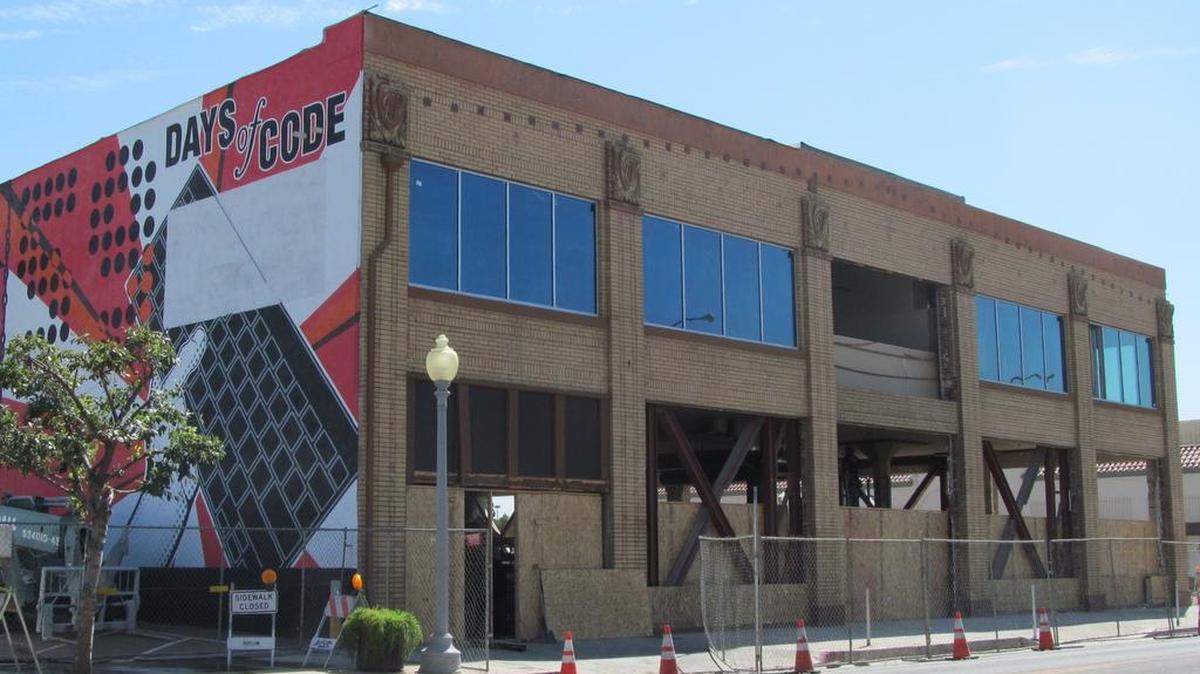 
Hashtag Fresno, a shared 24-7 workspace and enclave for technology collaboration and innovation, will close its Tower District location in October and move into the new Bitwise Industries building,  now being renovated at Van Ness Avenue and Mono Street.
