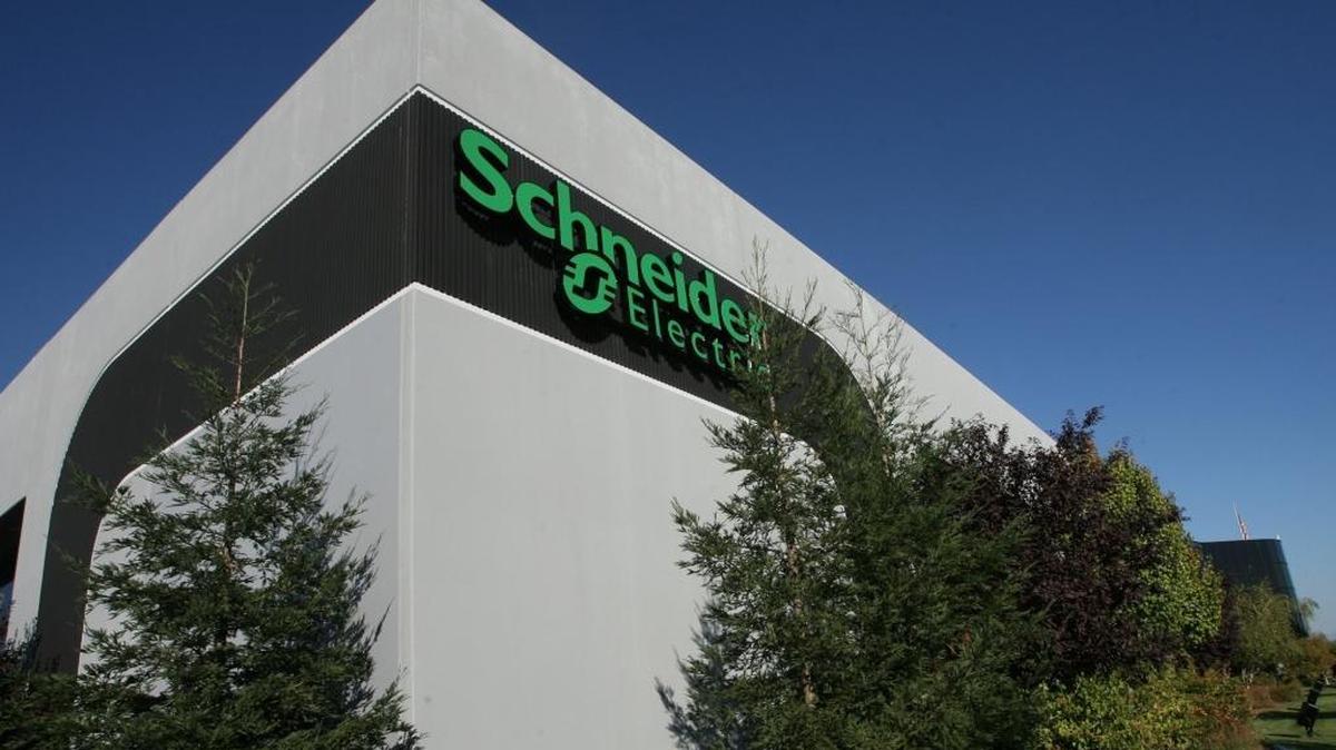 Pelco by Schneider Electric, which builds video security camera equipment at its facility in Clovis, California, has been purchased by Los Angeles-based Transom Private Capital in a sale announced on May 29, 2017. Pelco, which once employed about 2,200 workers at its Clovis campus, now has fewer than 480 with production in Clovis and executive and engineering offices in northwest Fresno.