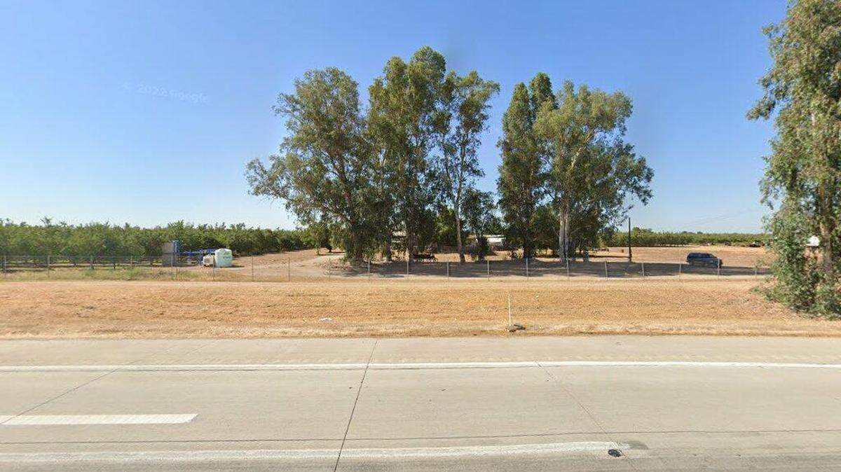 House on 11800 block of East Kings Canyon Road