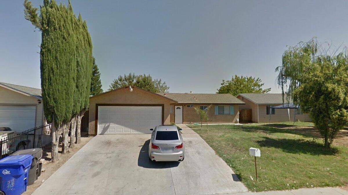 House on 800 block of Sequoia Avenue