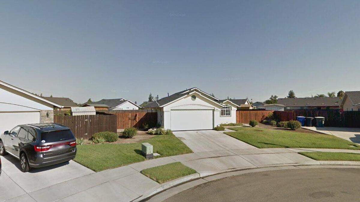 House on 1600 block of Bennett Way