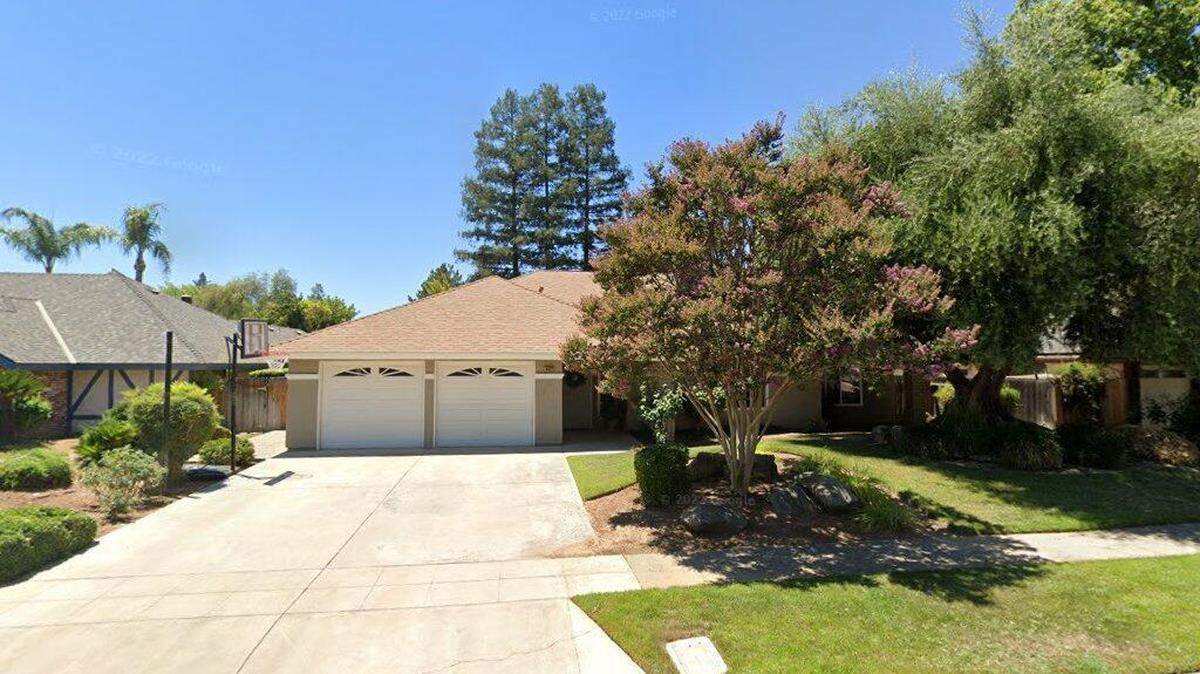 House on 8400 block of North Del Mar Avenue