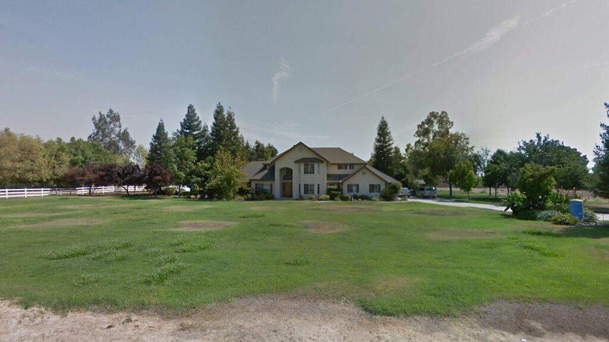 House on 11900 block of East Princeton Avenue