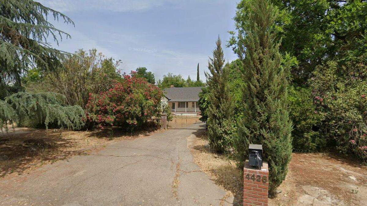 House on 4400 block of North Van Ness Boulevard