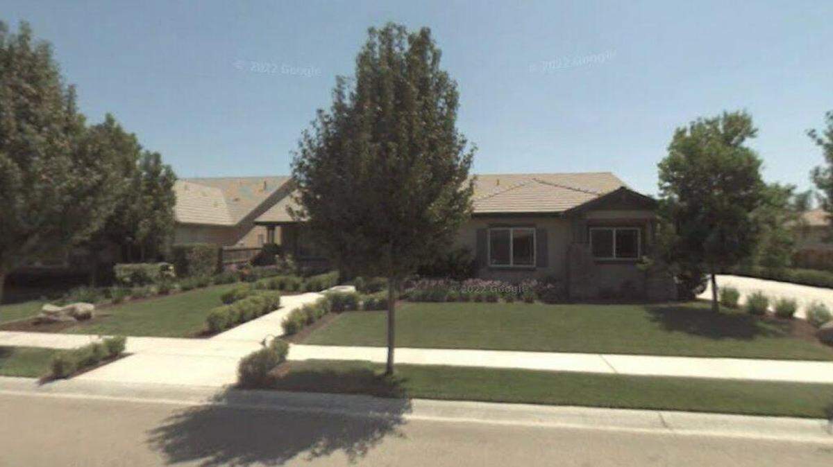 House on 4800 block of West Vine Avenue