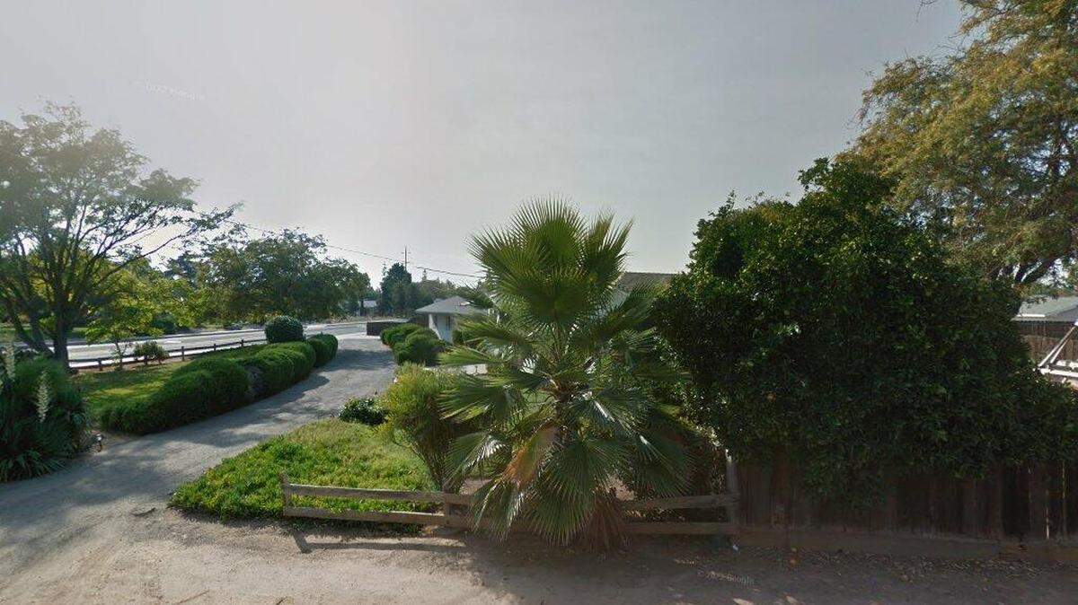House on 500 block of Blossom Way