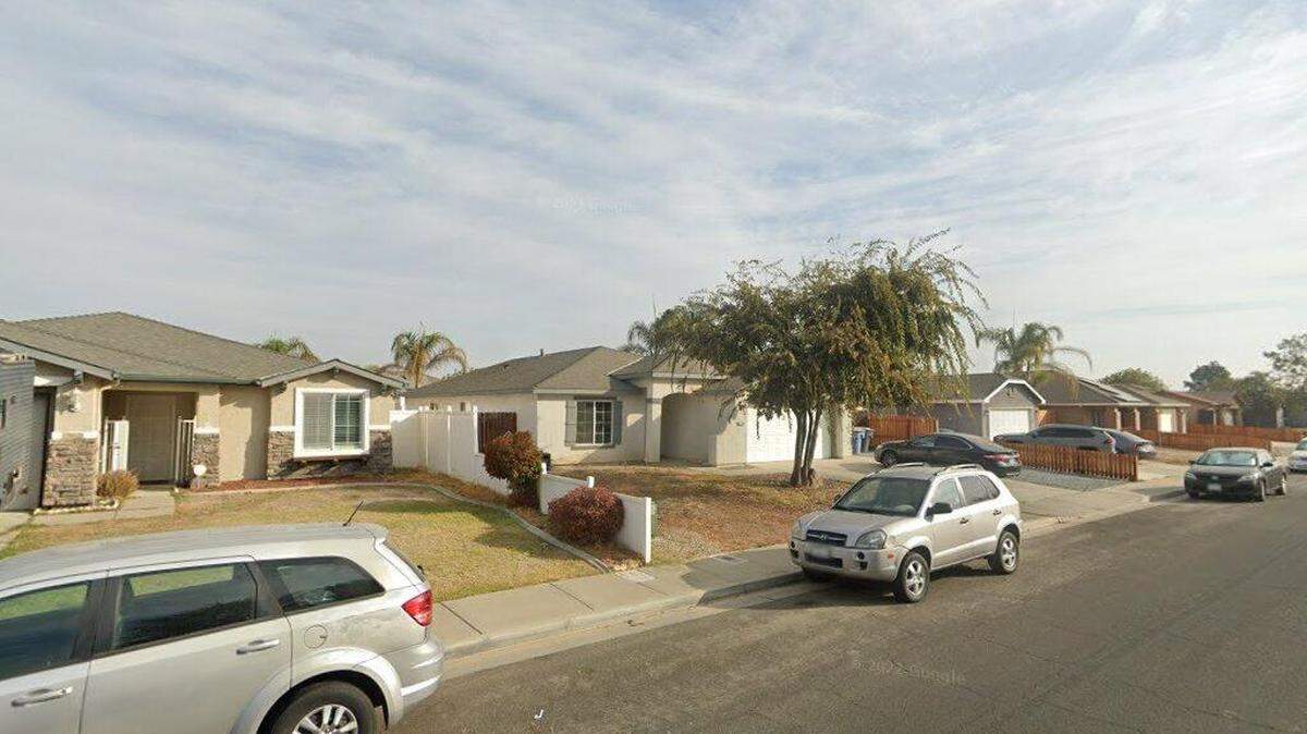 House on 1100 block of East Donnybrook Place