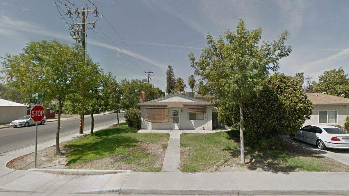 House on 900 block of South Sixth Street
