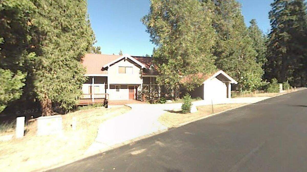 House on 41000 block of Windwood Lane
