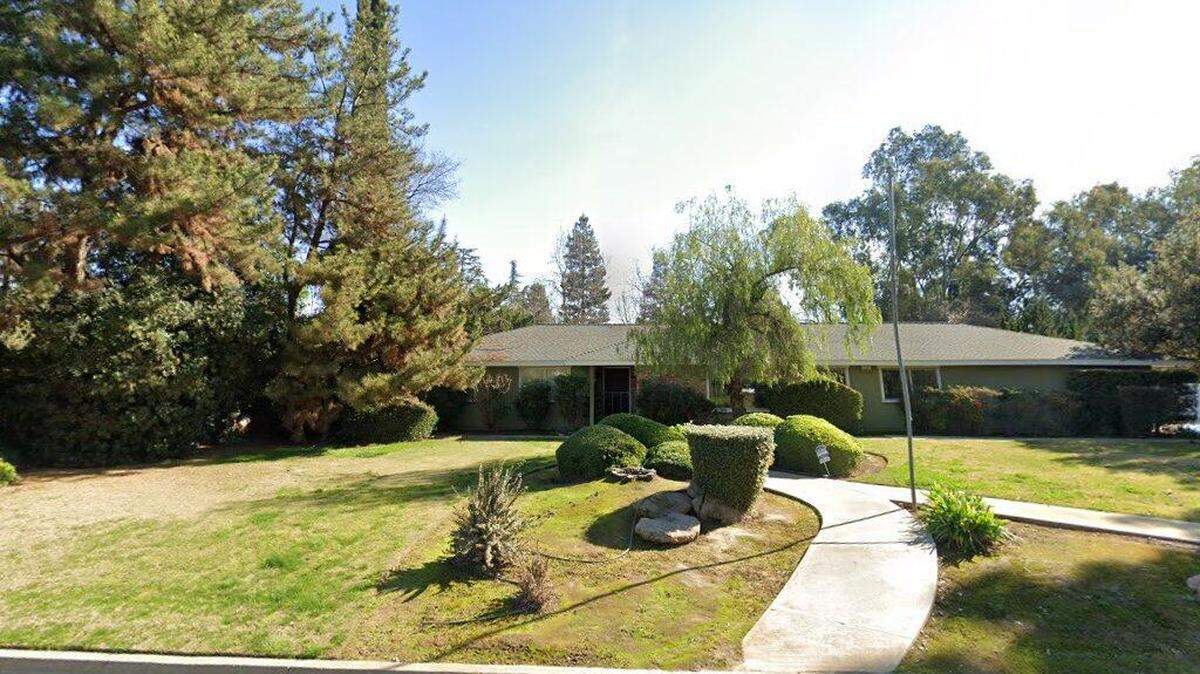 House on 10300 block of Lanes Bridge Drive