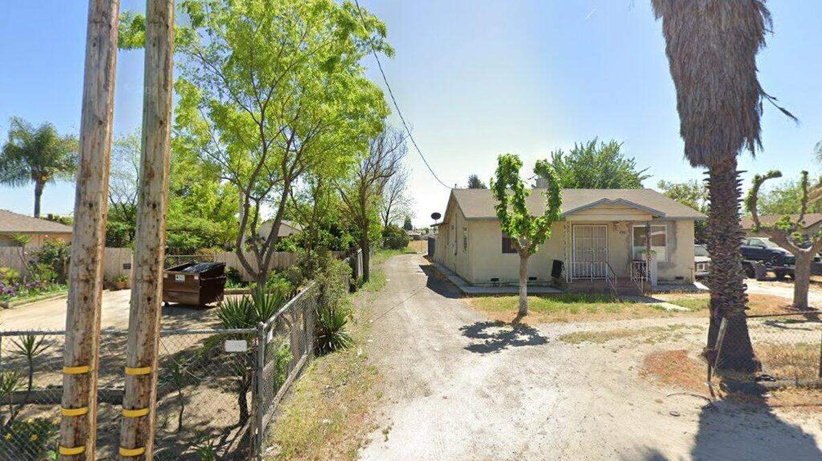House on 9000 block of East Dinuba Avenue