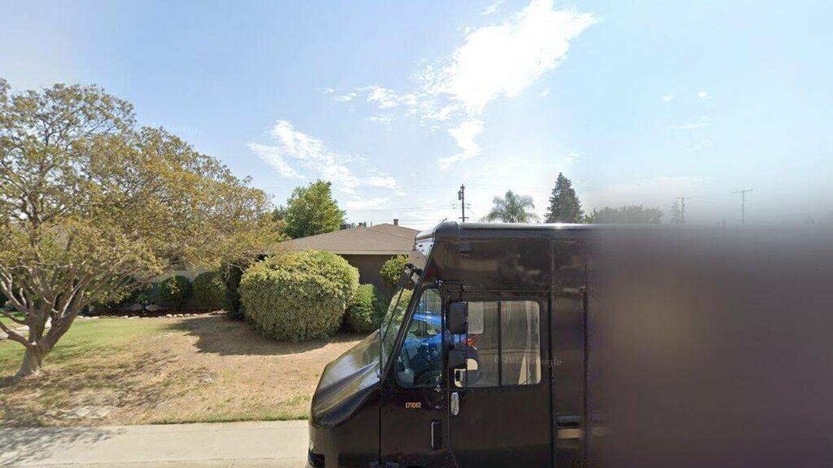 House on 1000 block of West Tulare Avenue