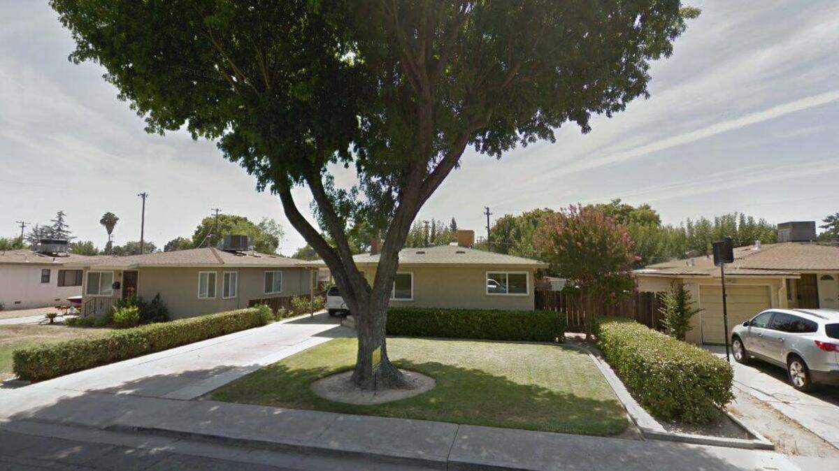 House on 15400 block of West D Street