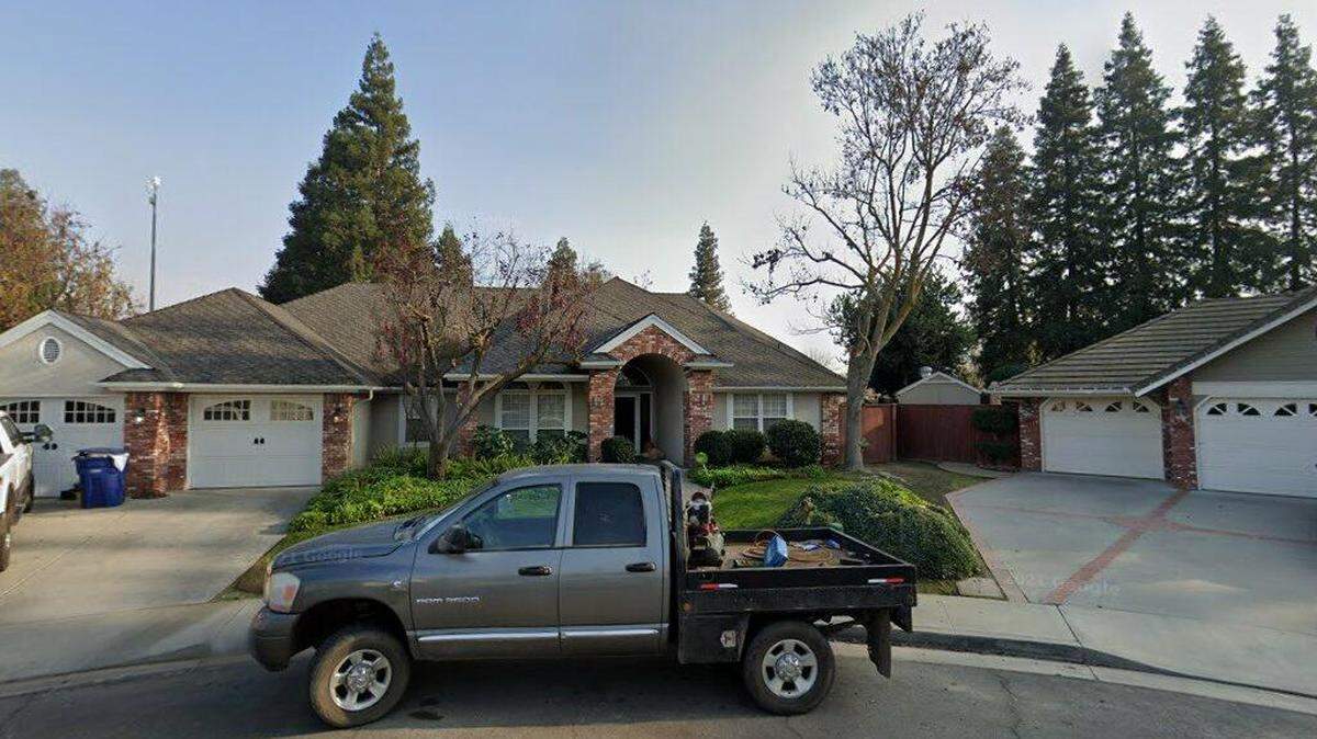 House on 2300 block of Erling Way