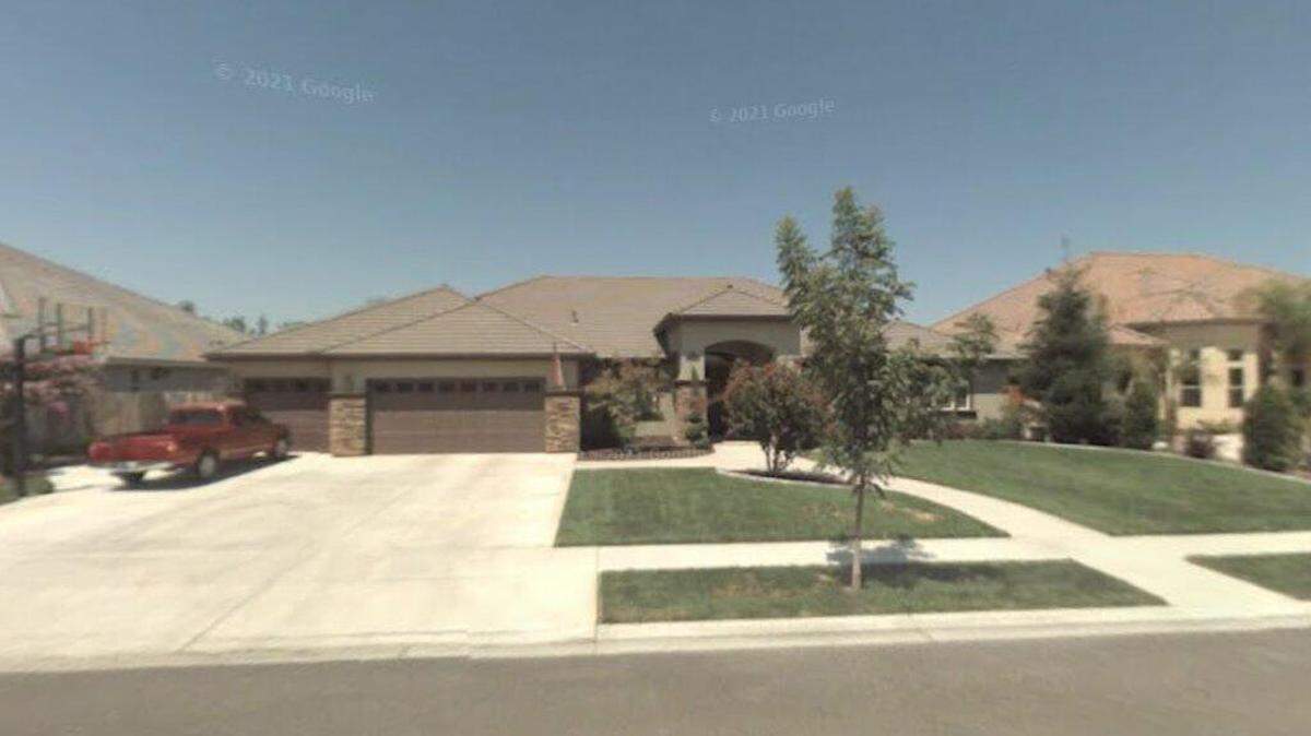 House on 4700 block of West Harold Avenue