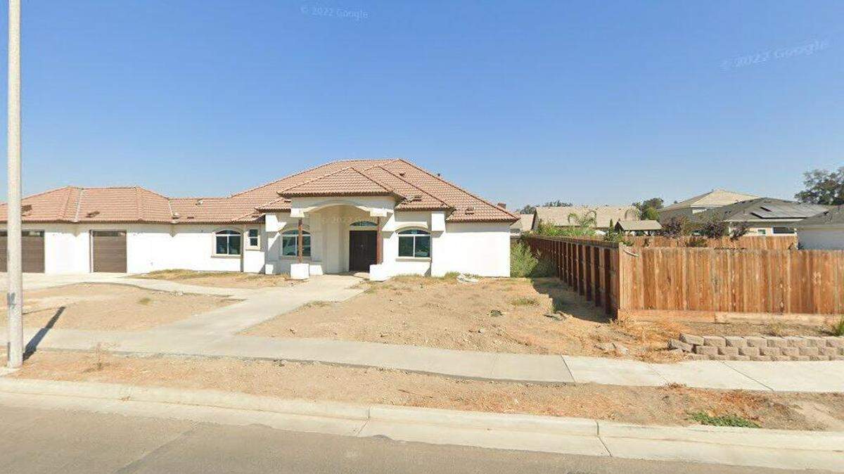 House on 4300 block of West Modoc Avenue