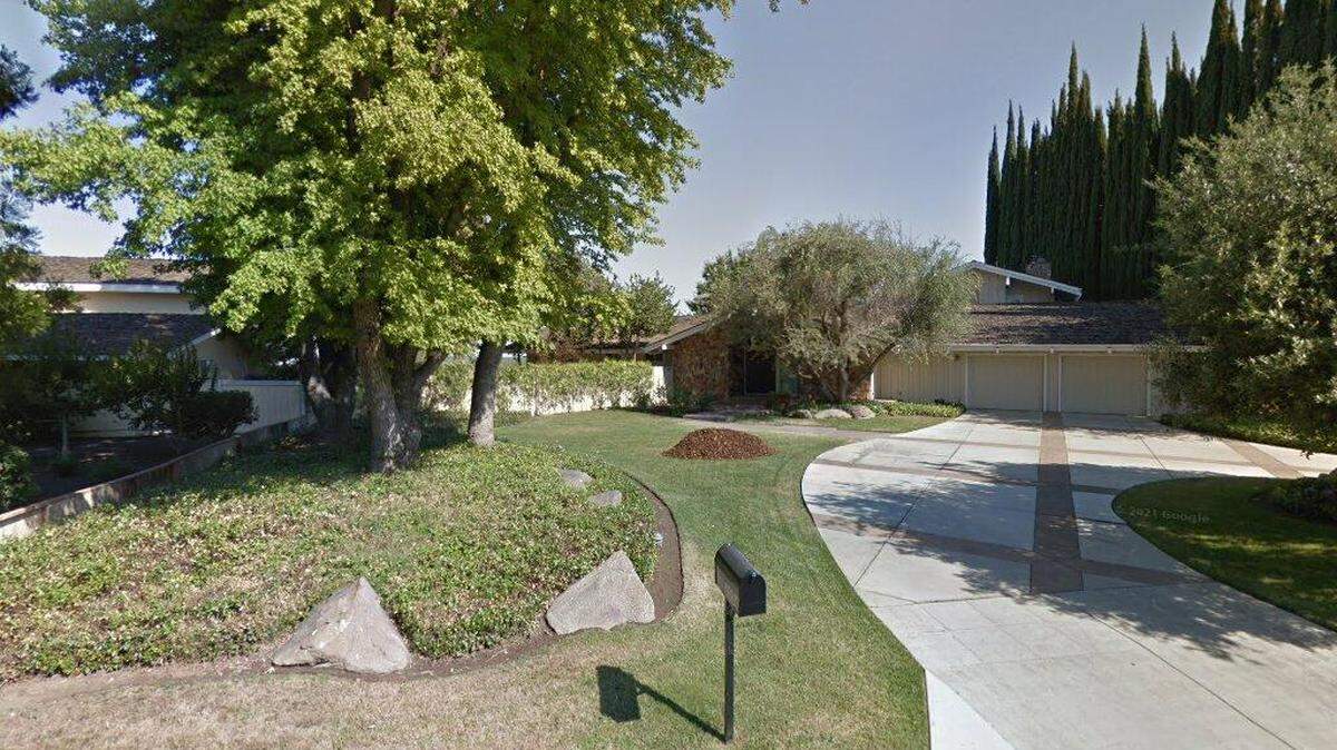 House on 3500 block of West Buena Vista Avenue