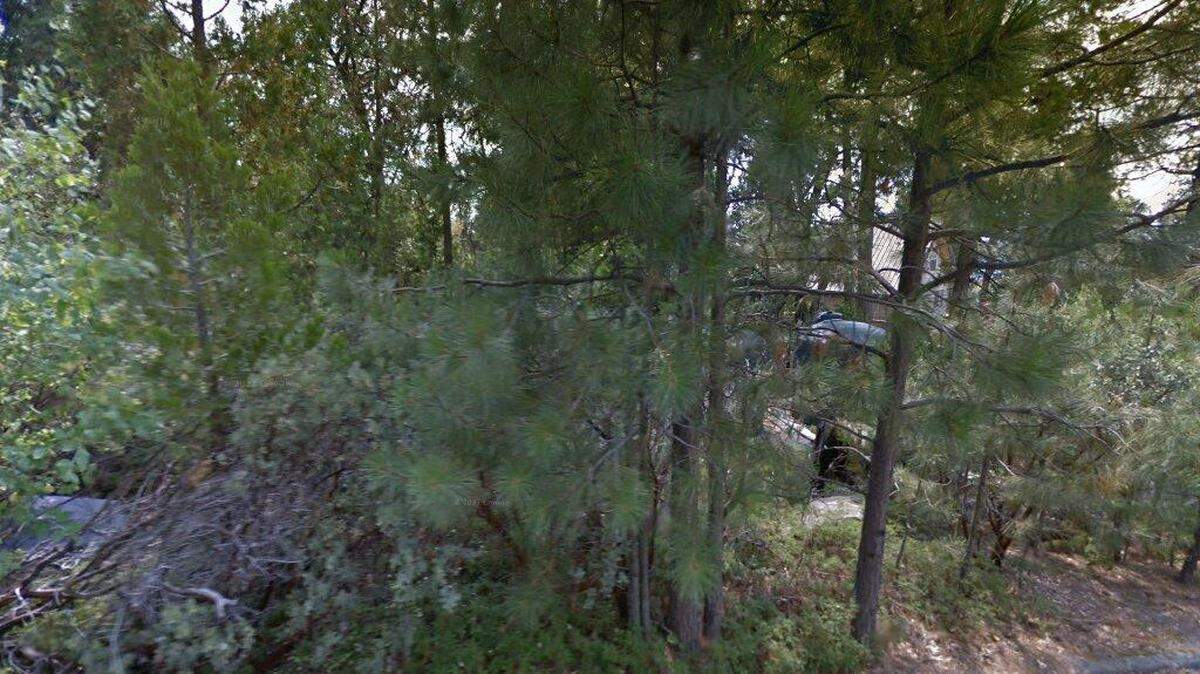 House on 38300 block of Solitude