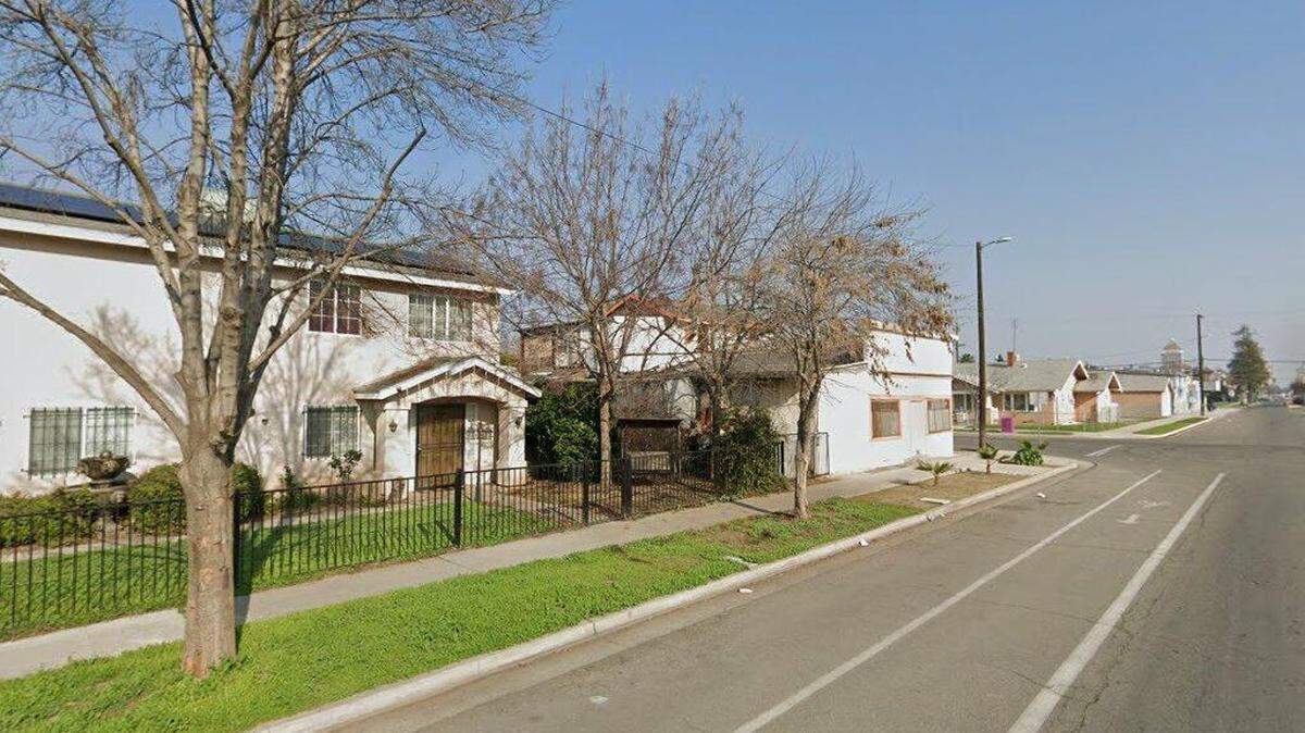 House on 900 block of Tulare Street
