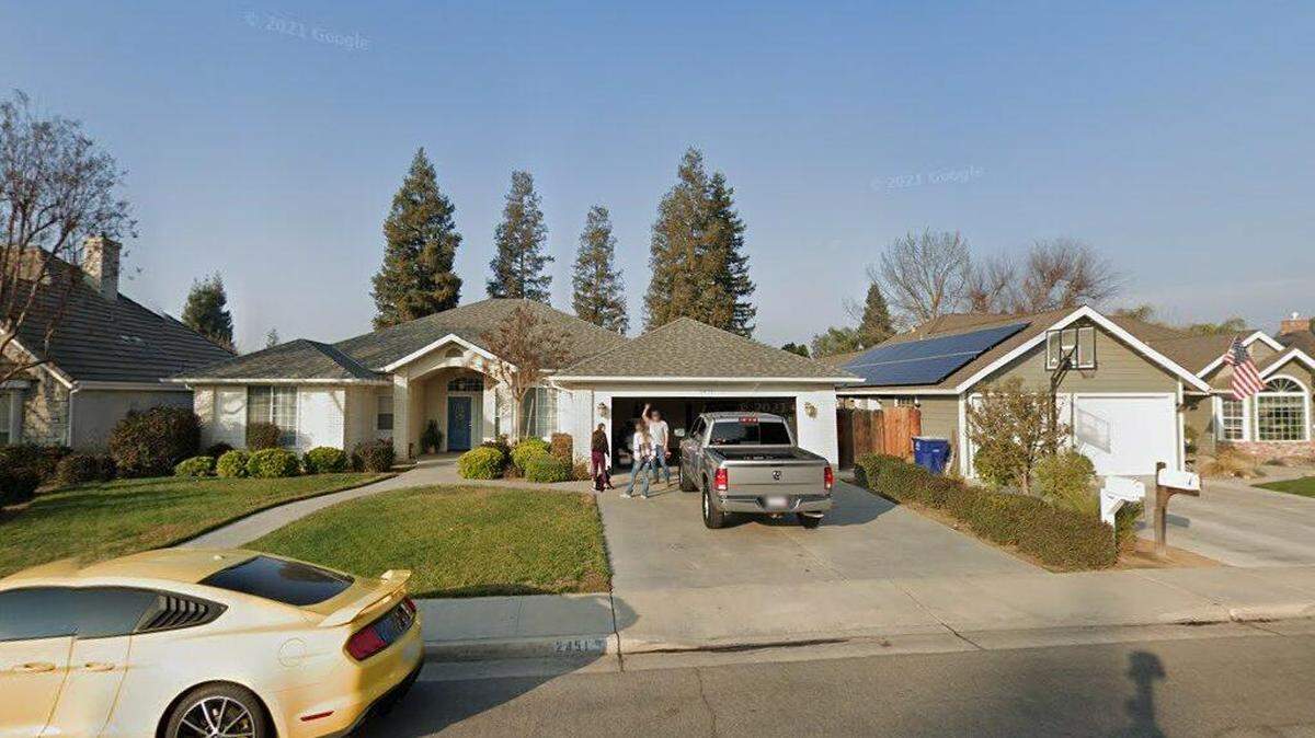 House on 2400 block of Klepper Street