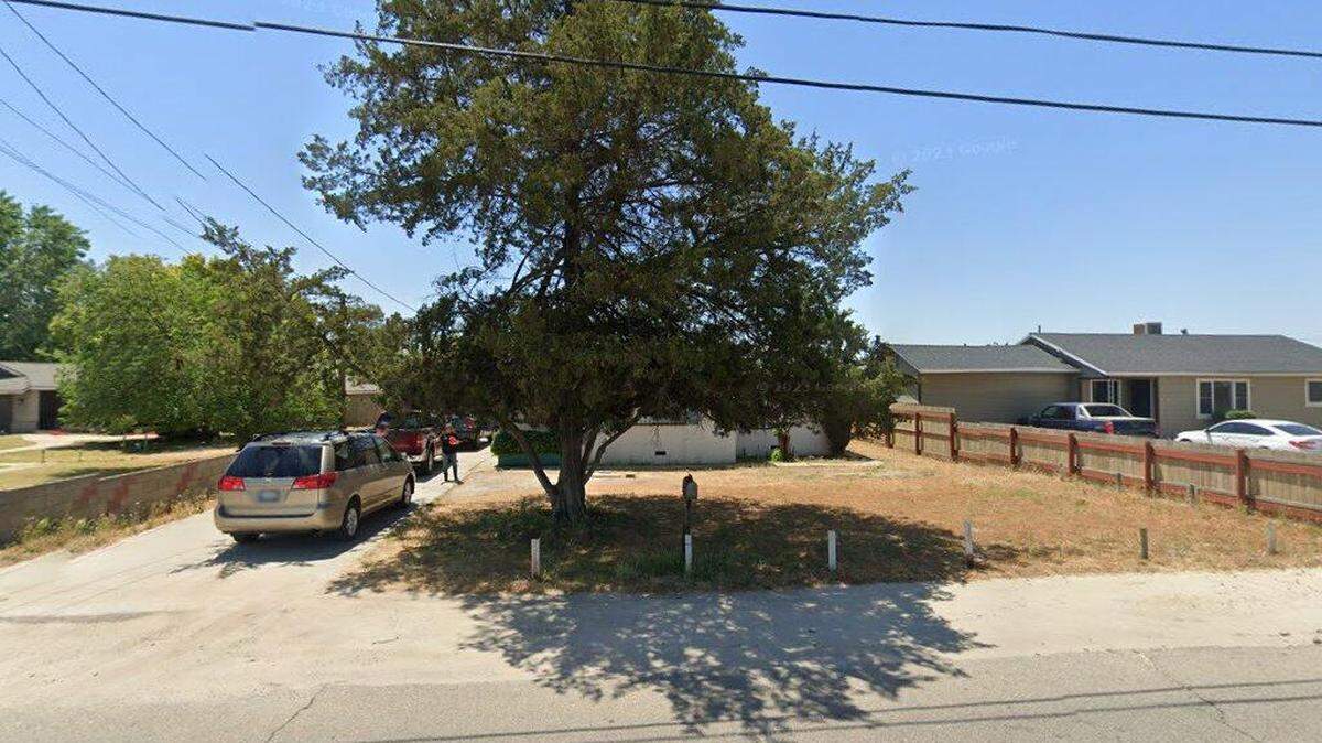House on 8800 block of East Dinuba Avenue