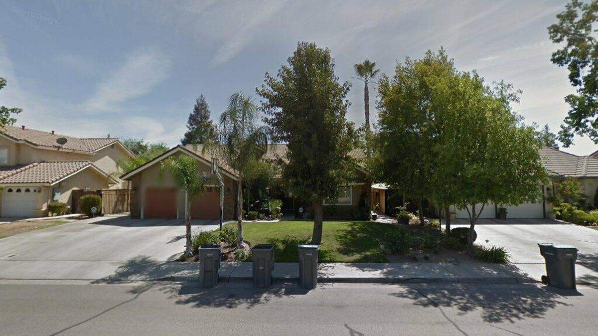 House on 15600 block of Orchard Avenue