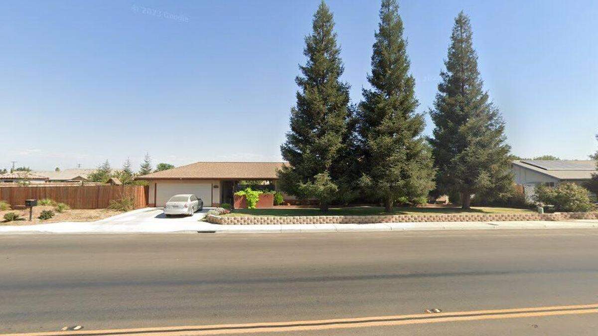 House on 2900 block of South Santa Fe Street