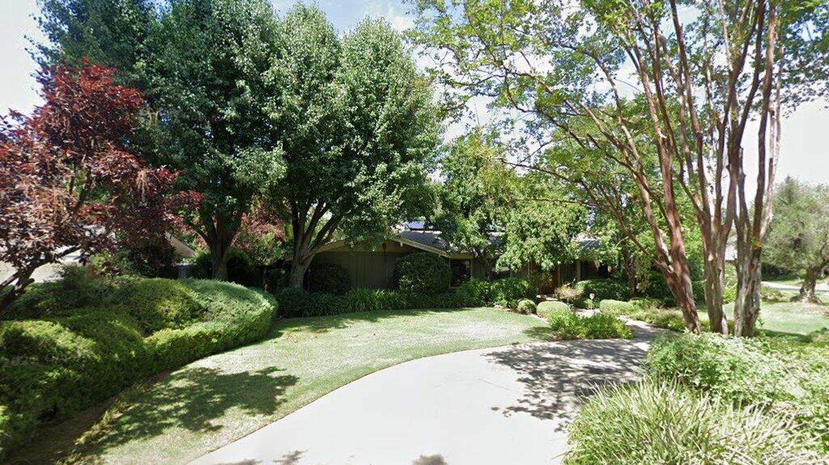 House on 7400 block of North Spy Glass Avenue