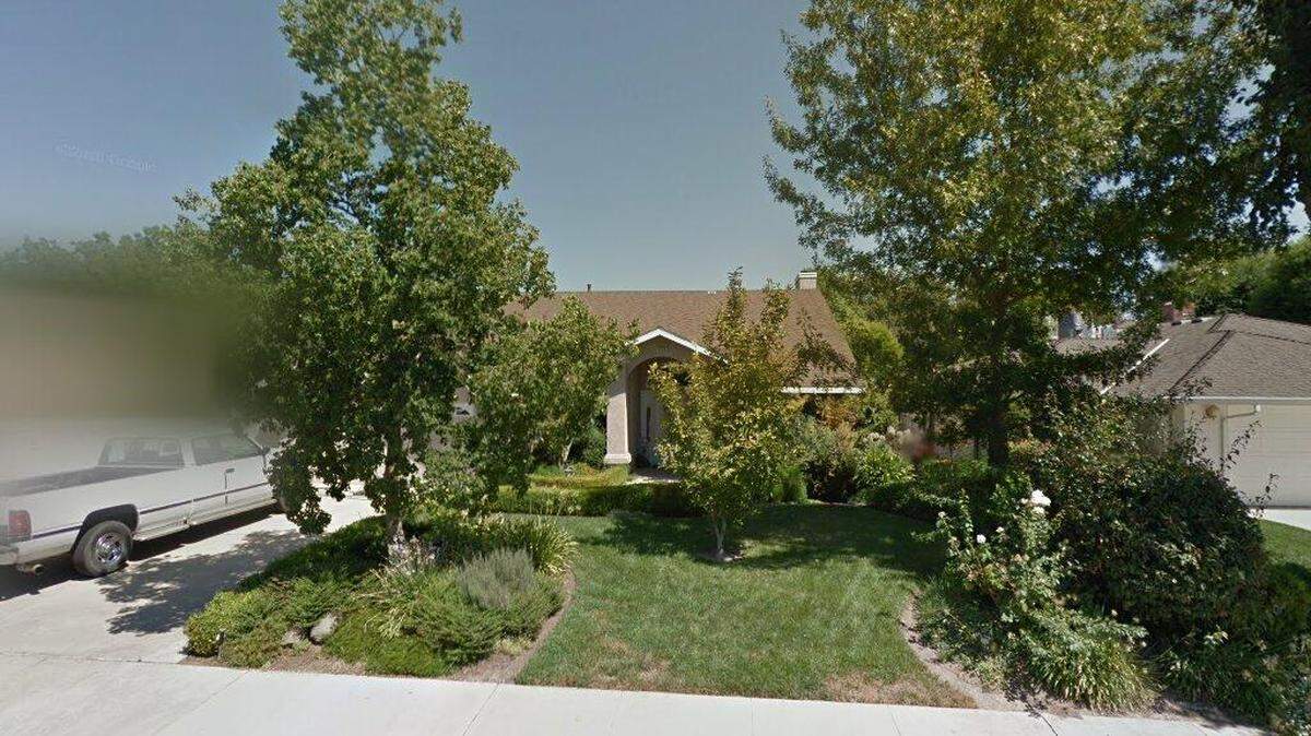 House on 2600 block of Sandell Avenue