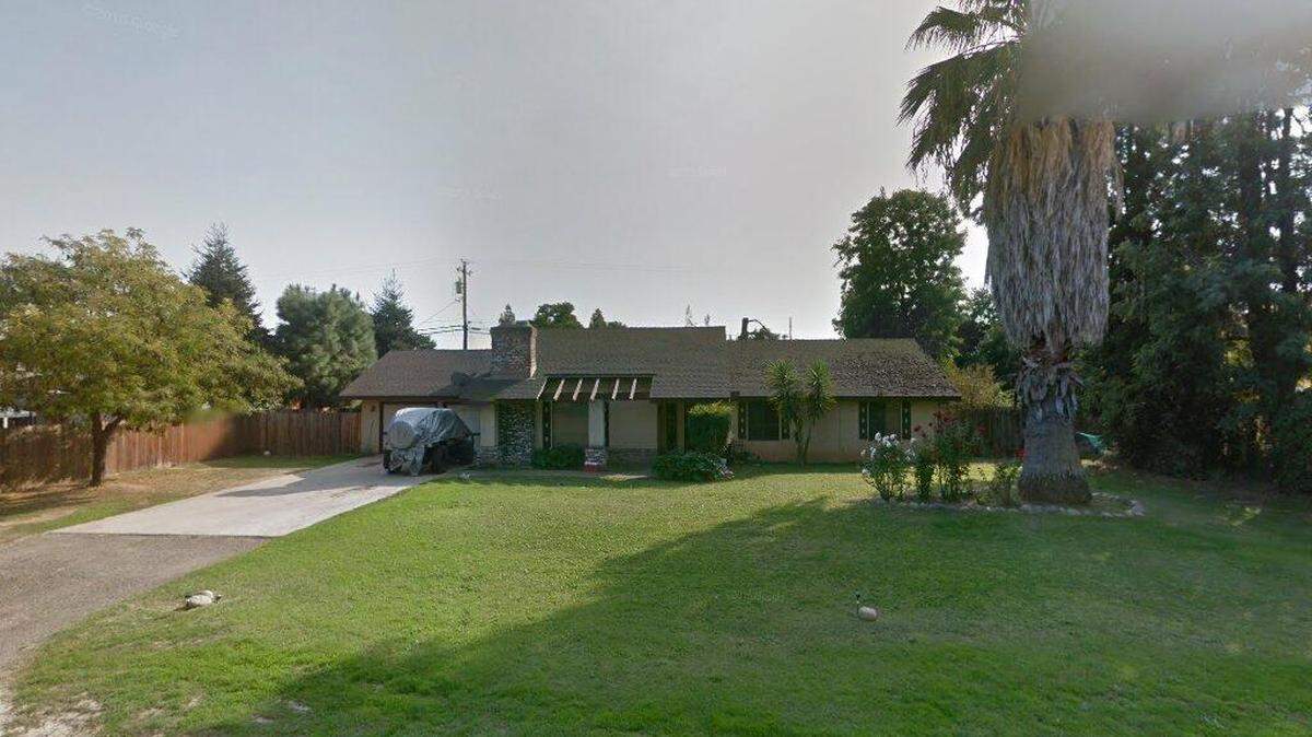 House on 36600 block of Sparta Avenue