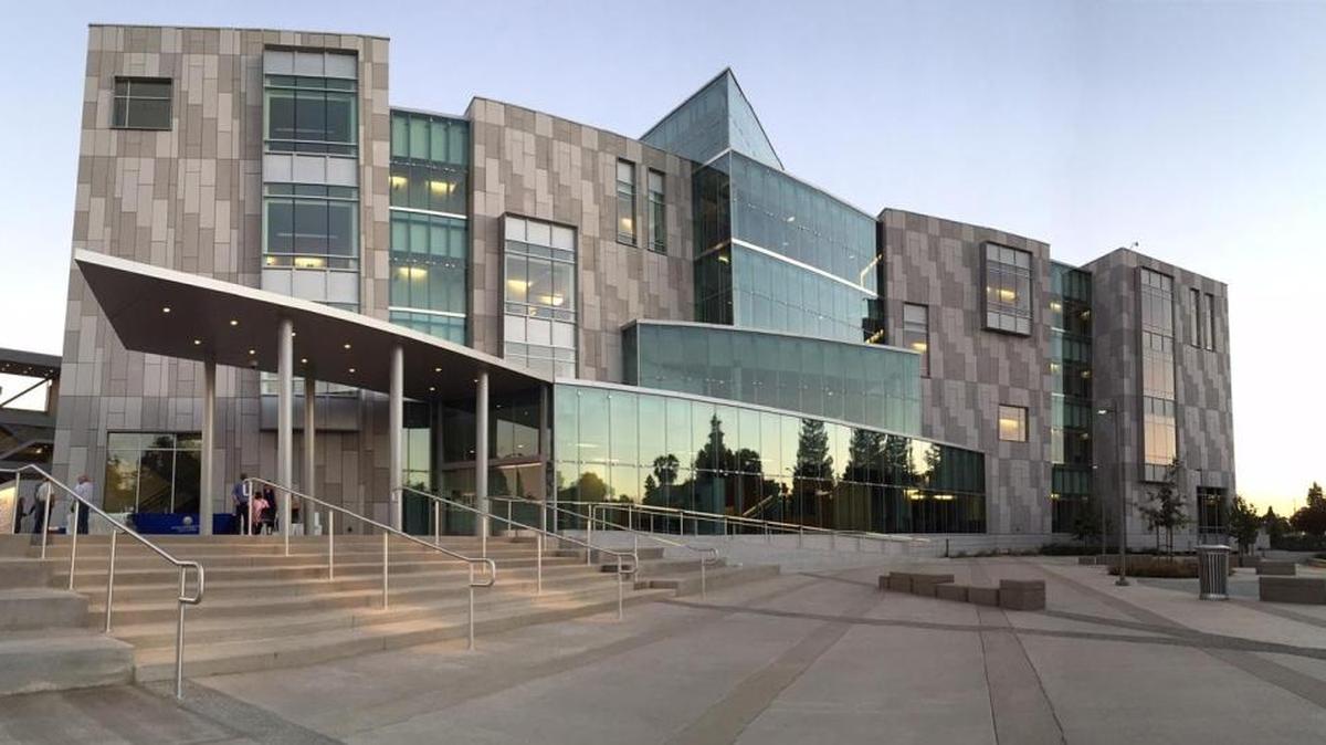 Madera County Courthouse, one of the projects that Giroux Glass provided glass for. The company, which has been in Fresno since 2010, has recently moved to new offices.