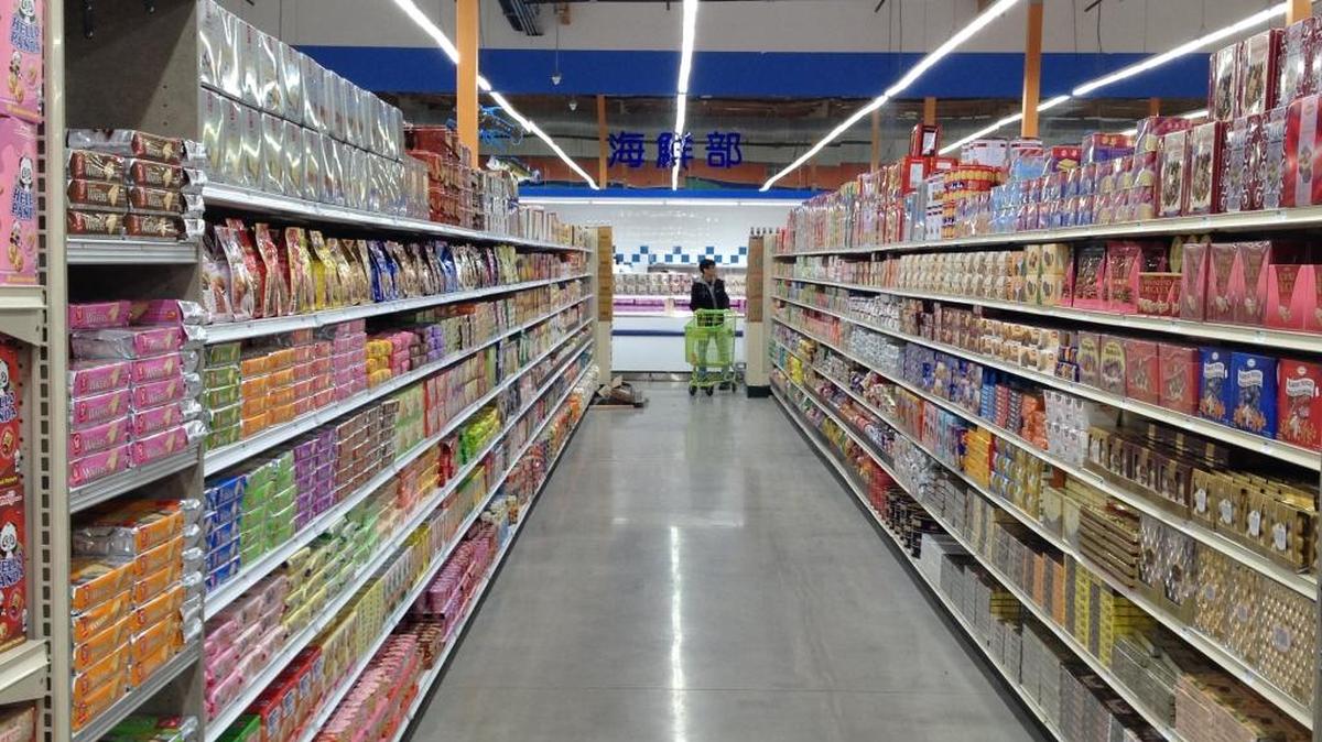 SF Supermarket opens in Fresno on April 8.