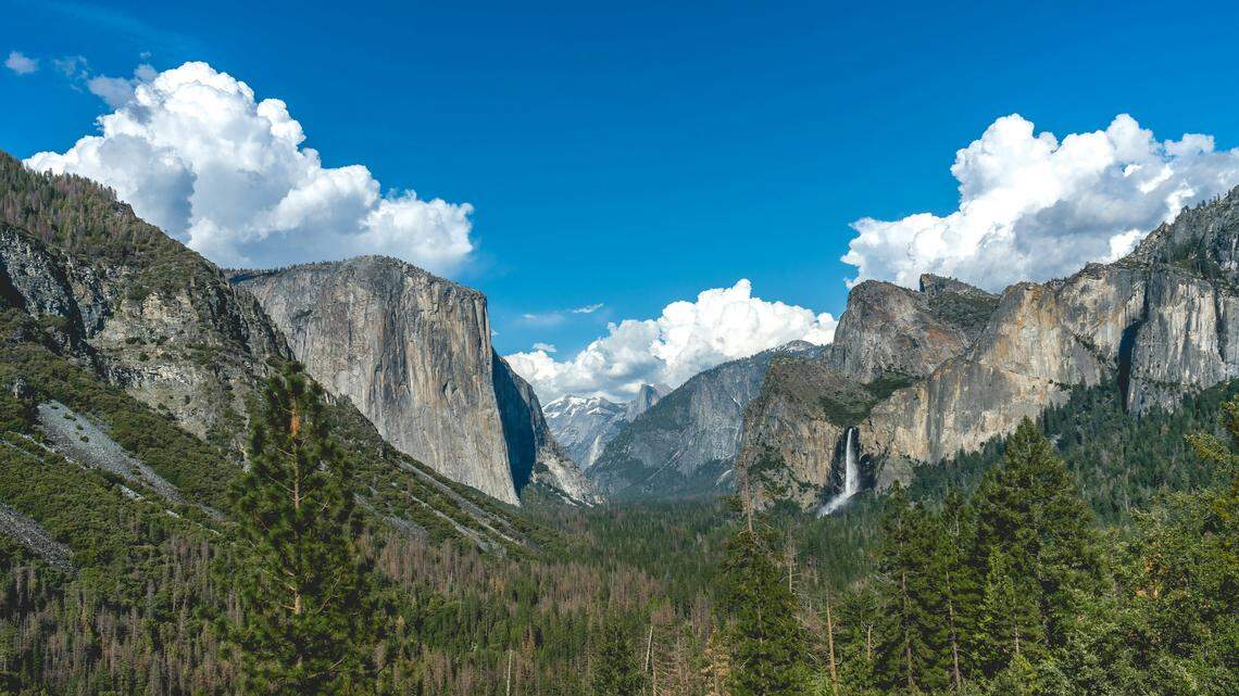 Will it snow in Yosemite National Park by Christmas? We asked the experts