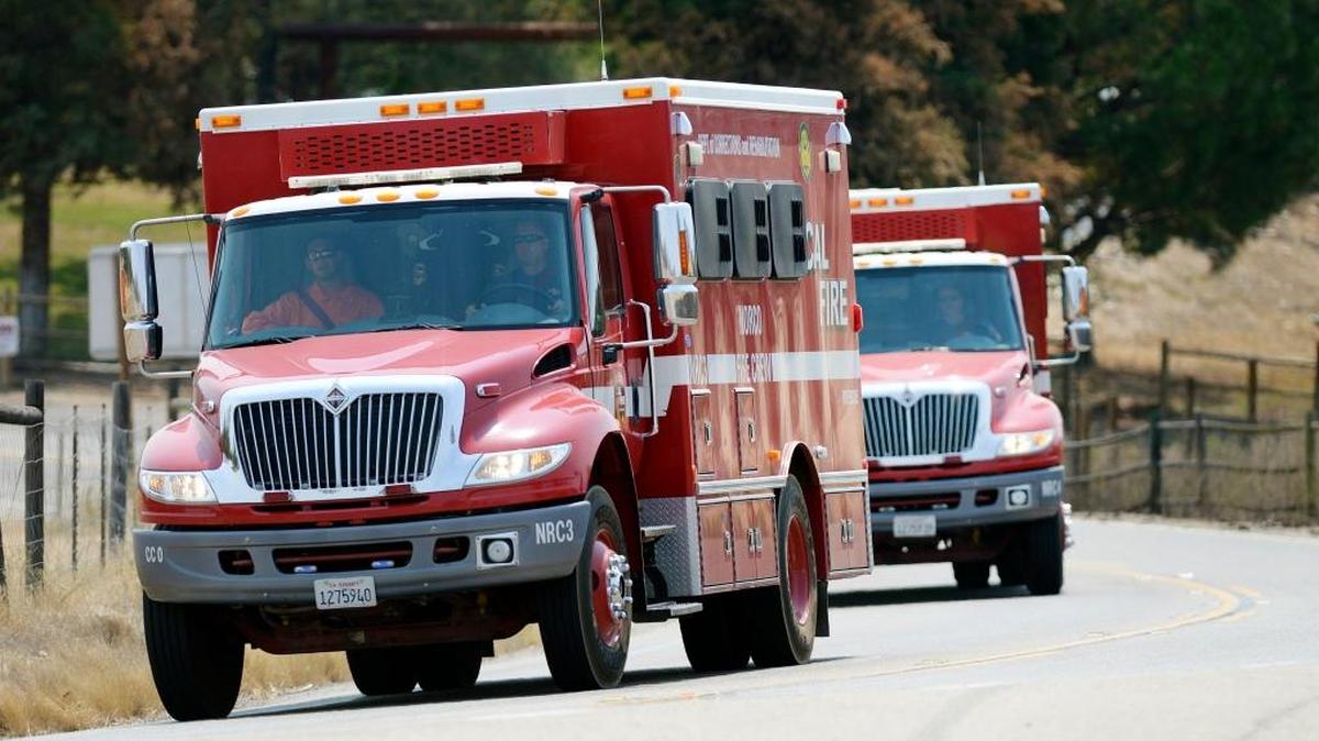 Cal Fire is battling a wildfire near Tollhouse.