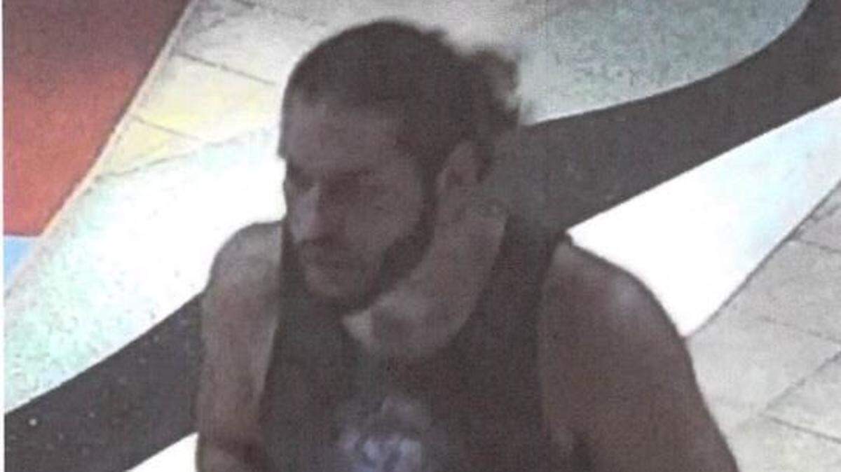 Kings County Sheriff’s Office release this image of a man they suspect to be involved in a stabbing that occurred Aug. 22., 2019 outside Tachi Palace Hotel and Casino in Lemoore. The stabbing send a man to the hospital.