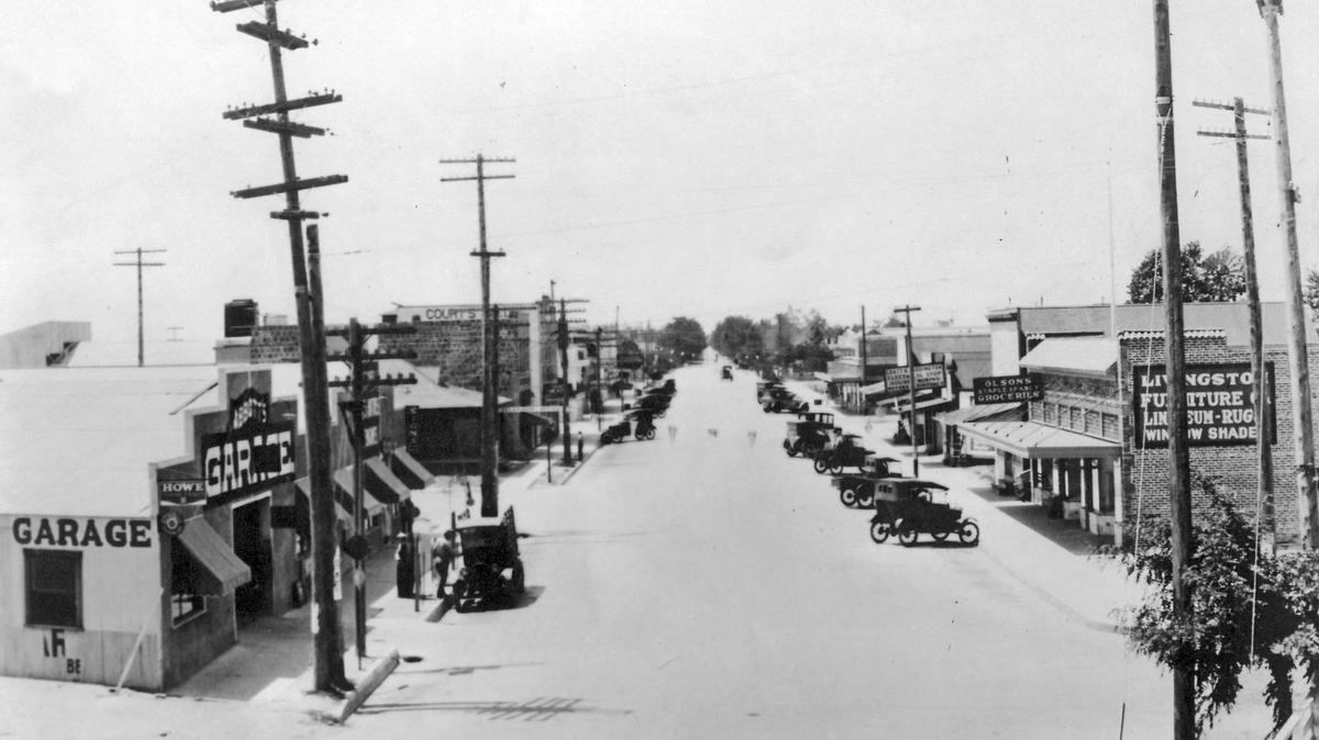 Third Street (Main Street) in Livingston, 1910s. Built as a railroad town in 1872, Livingston became the 5 th incorporated city in Merced County on September 11, 1922, others being Merced in 1889, Los Banos in 1907, Gustine in 1915, and Atwater in 1922. Livingston and Atwater were two of the four cities that became incorporated in California that year.