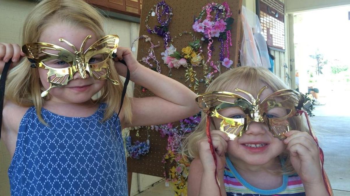 Iris Sutton, 6, and Ella Sutton, 3.