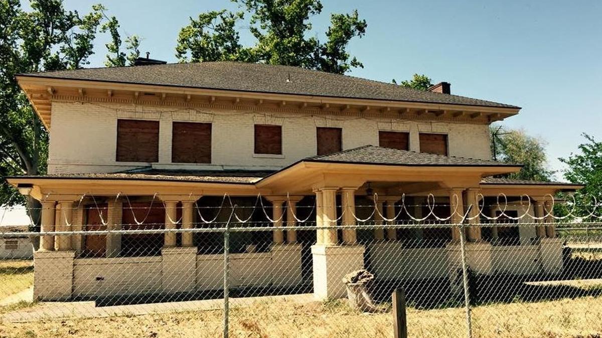 This property, owned by E. & J. Gallo Winery, is being leased to Heart of the Horse for one dollar each year. The nonprofit is looking to raise money to renovate the two-story, six-bedroom home, which will house 10 veterans.