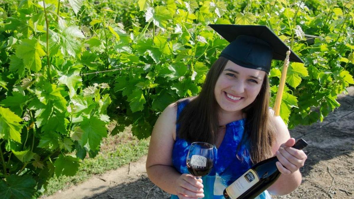 Kelli Williamson, a Clovis East graduate, was named the Dean’s Undergraduate Medalist for the Jordan College of Agricultural Sciences and Technology at Fresno State. Williamson earned two bachelor’s degrees — in enology and food and nutritional science — and a minor in chemistry.