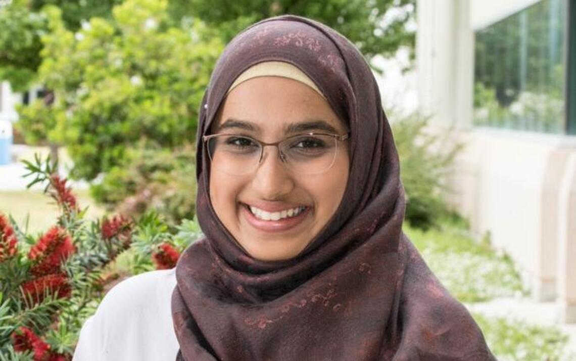 Hiba Mirza named Clovis Community College President’s Medal Graduate