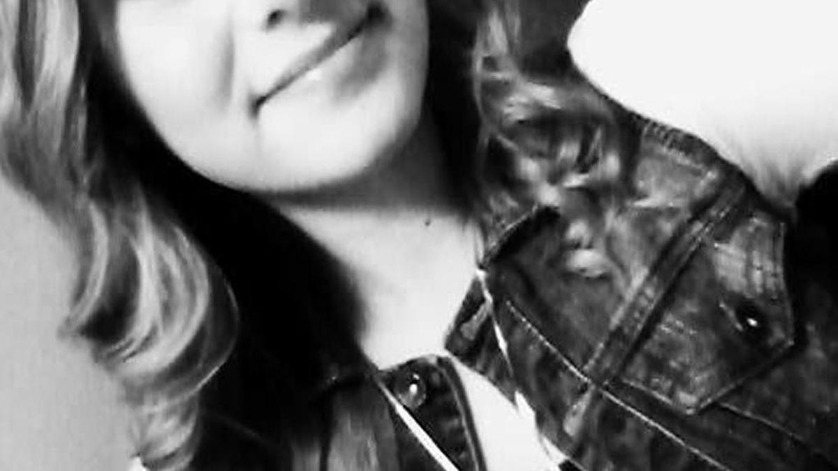 Fresno police are investigating the killing of 20-year-old Amber Baker, who was pregnant and found shot to death in her central Fresno apartment Sunday, Feb. 26, 2017.