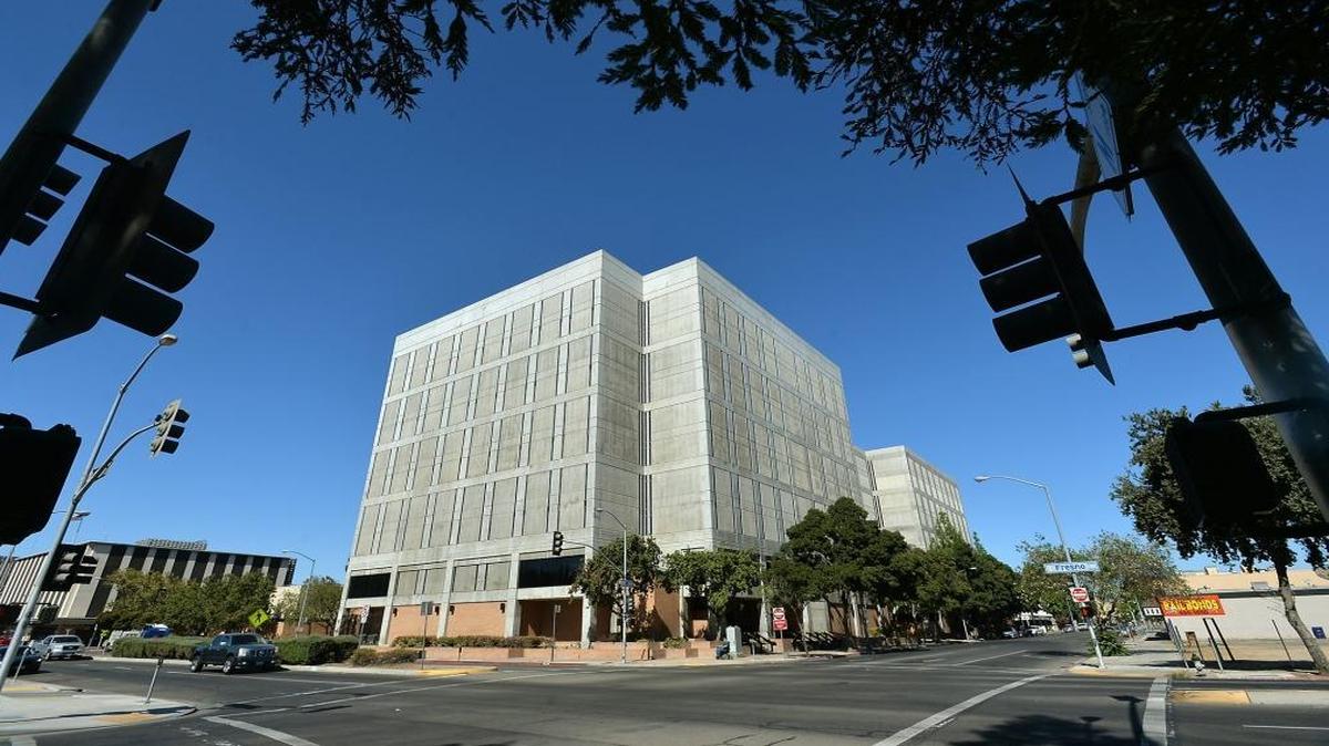 Fresno County officials are investigating an inmate death inside the downtown jail early Friday morning.