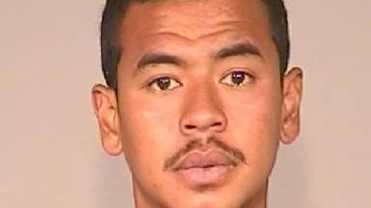 Alexander Valdez, 27
