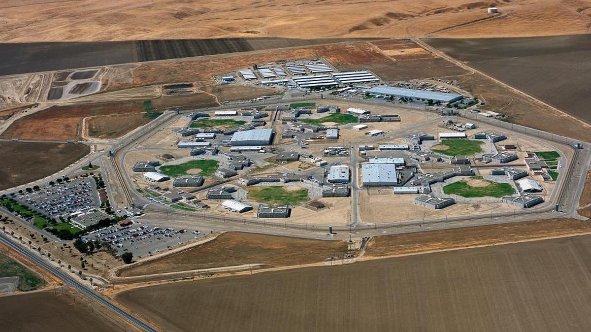 An aerial view of Avenal State Prison in western Kings County. Almost 840 inmates at the prison have had COVID-19 infections in the coronavirus pandemic.
