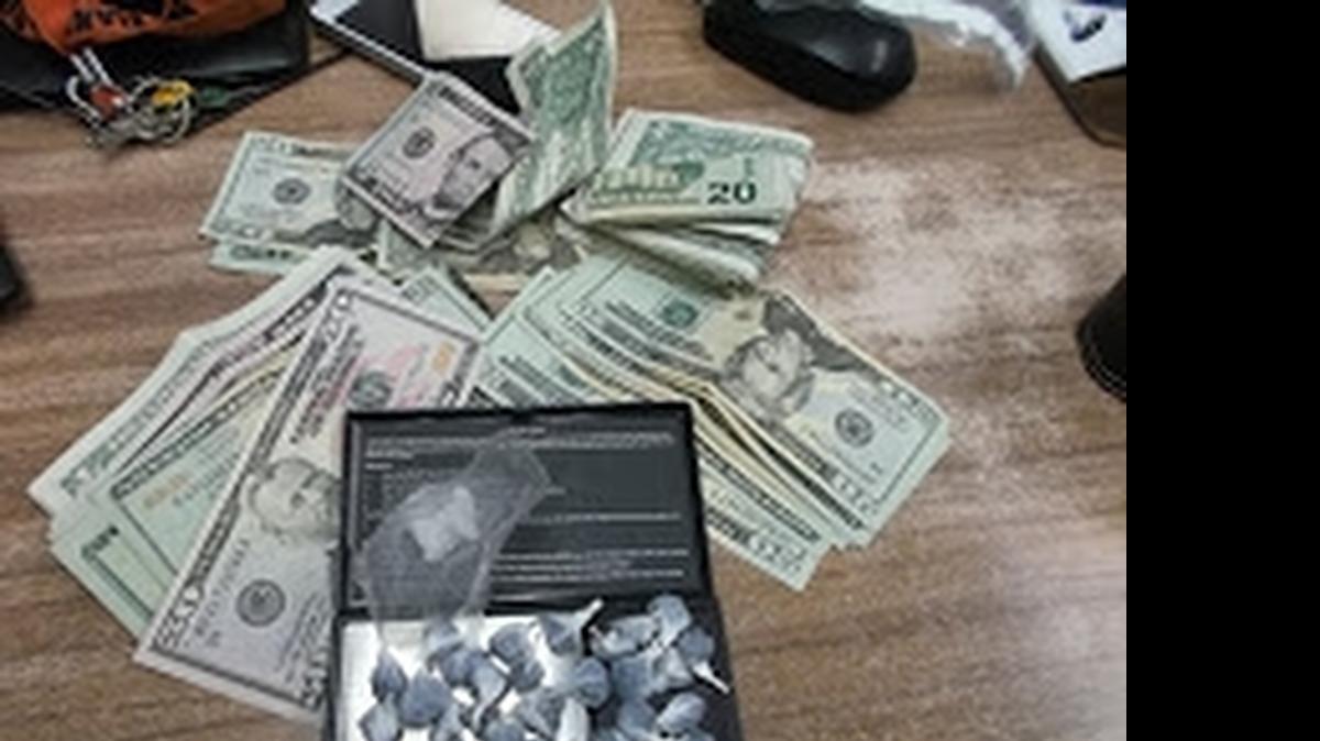 
Drugs and cash were confiscated from man who fell asleep in a pickup in the Calwa area.
