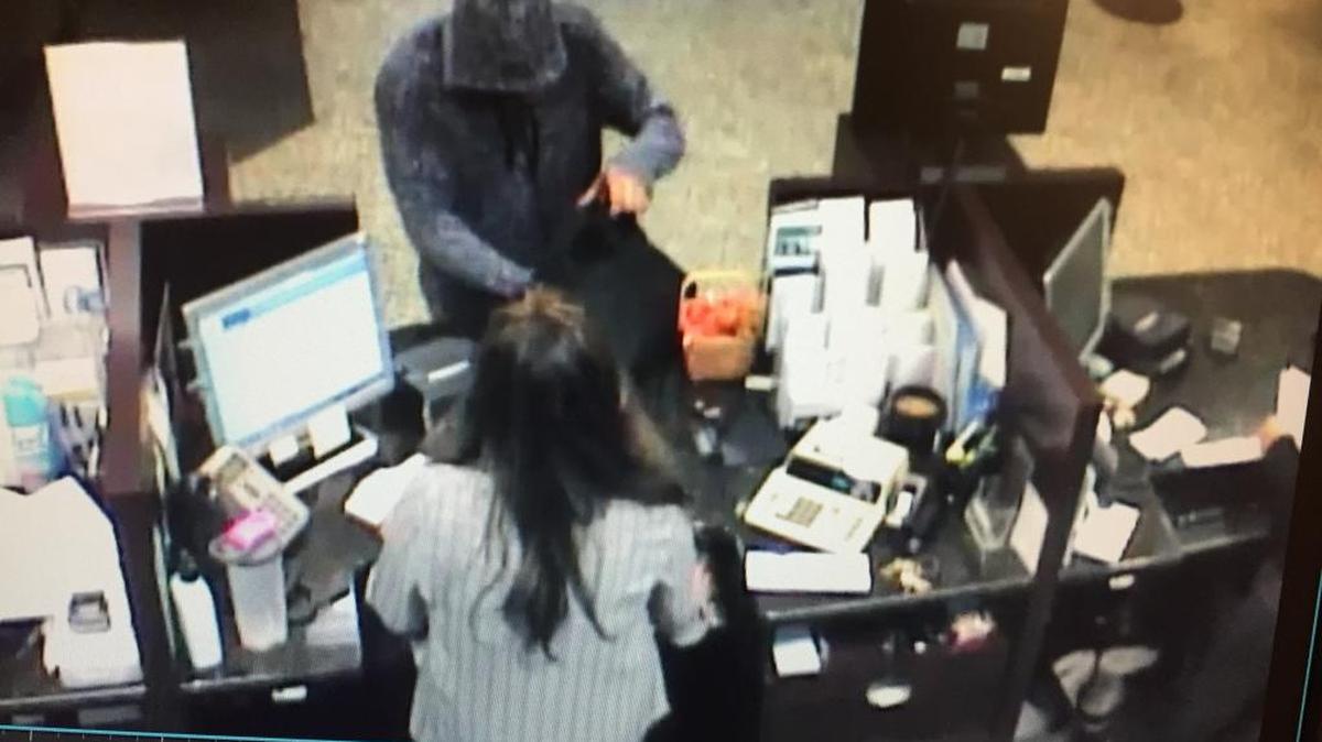 Madera deputies are looking for two suspects who are wanted for their involvement in a robbery at Central Valley Community Bank in Oakhurst on Friday, Jan. 6, 2017.