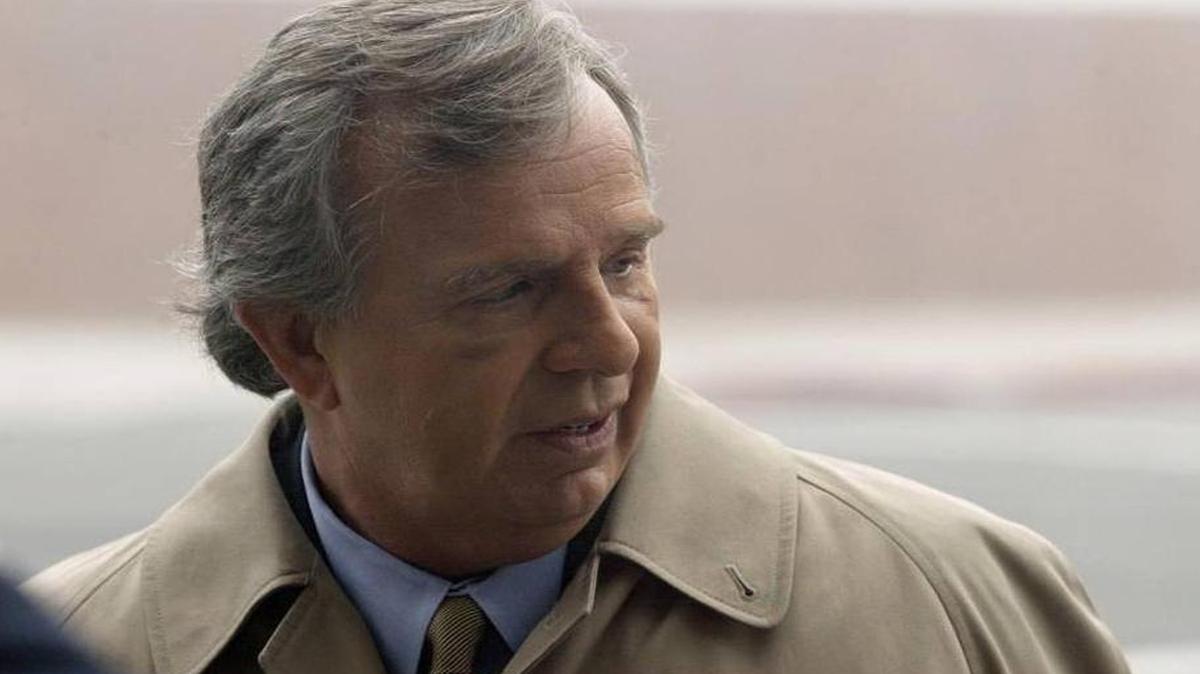 Fresno criminal defense attorney Anthony “Tony” Capozzi, seen in this January 2006 photo, plans to sue the Sheriff’s Office for defamation over a news release last October that said he was under criminal investigation.