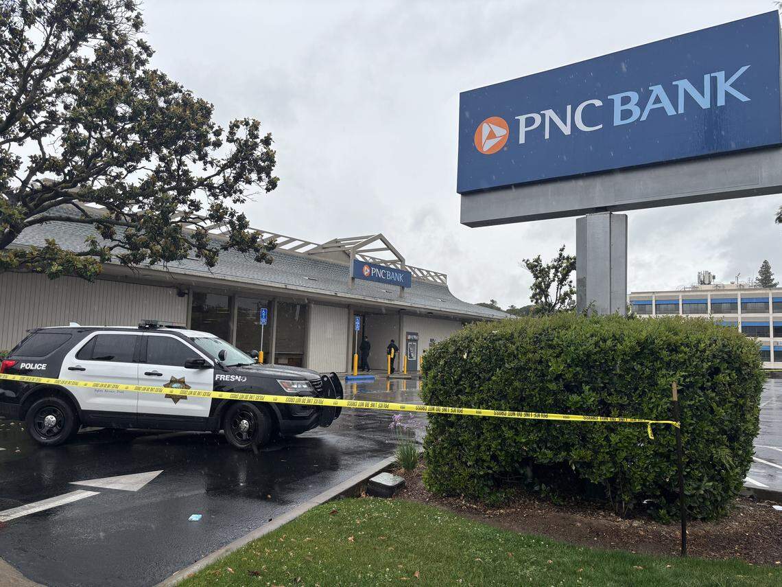 “The tellers complied and gave an undisclosed amount of money in cash. We’re still trying to determine exactly how much that was,” Fresno police Lt. Alfonso Castillo said of the armed robbery at PNC Bank on April 21, 2026.
