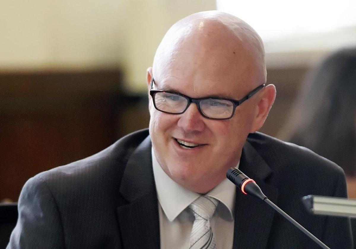 Fresno Unified School District Superintendent Bob Nelson at a meeting in August 2017.